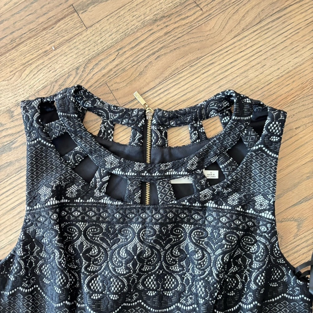 Eliza J Knit Sleeveless Crewneck Black Dress Womens Size 12 NWT - Picture 2 of 9